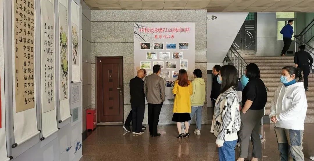 翰墨飘香 书画传情——加拿大28开奖网
举办书法美术摄影展